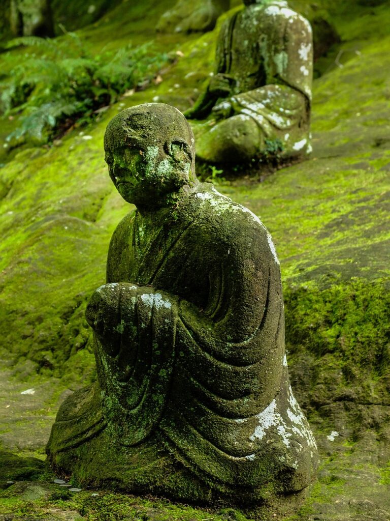 buddha, statue, moss, sculpture, buddha statue, japan, buddhism, meditation, meditate, buddha purnima, zen, mossy, park, kumamoto